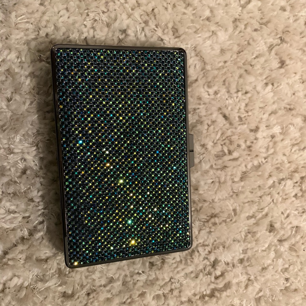 BCBG MAXAZRIA CLUTCH